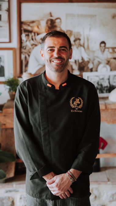 Paco el cocinero del Restauratne Rancho Tarifa