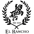 Logotipo en negro del restaurante El Rancho en Tarifa, con un caballo encabritado montado por un jinete en el centro, rodeado por una corona de laurel. Debajo aparecen las fechas "1982 - 2022" y el nombre del restaurante "El Rancho" en letras mayúsculas elegantes.